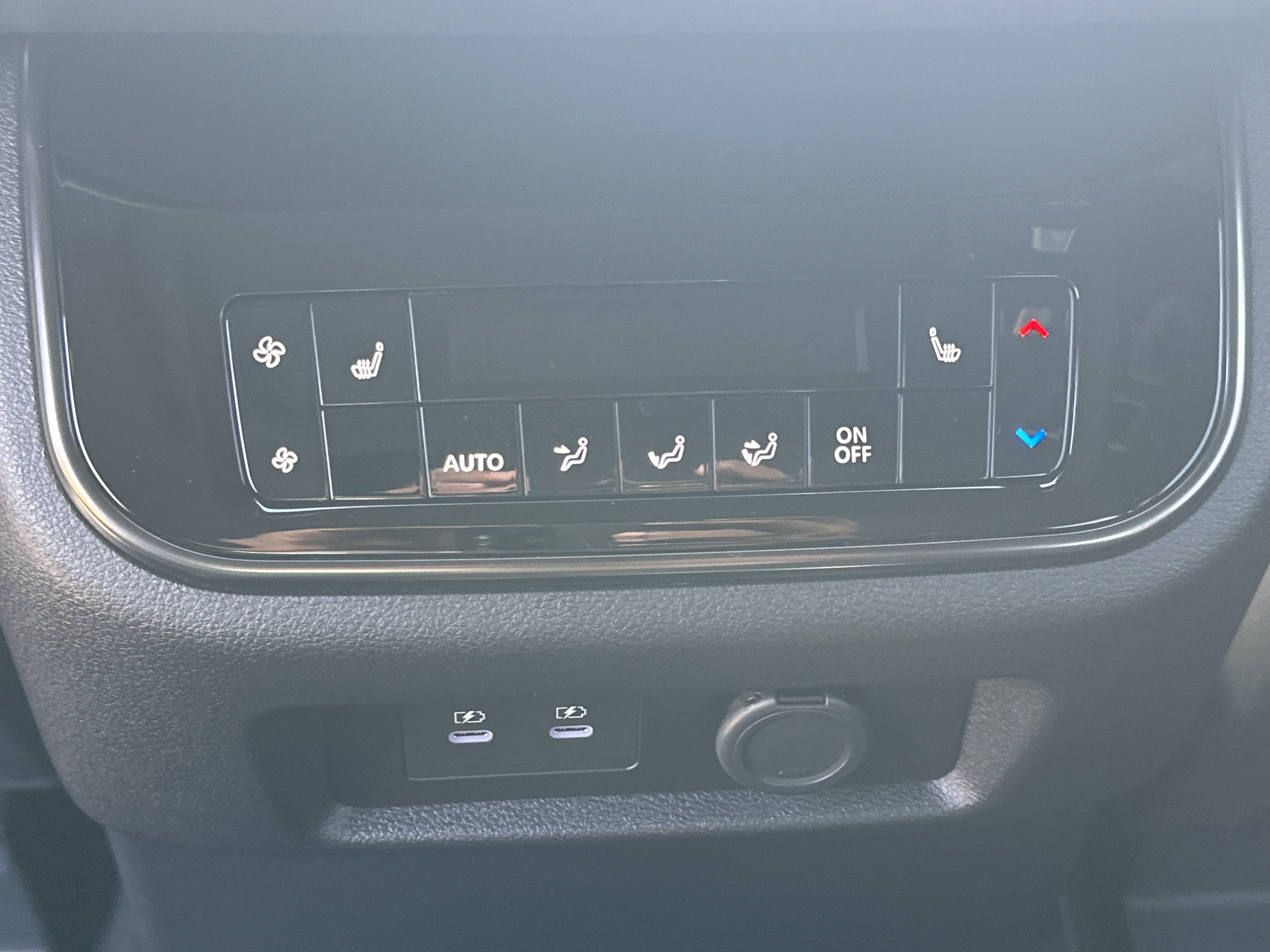New 2026 Nissan Armada PRO-4X AWD/4WD image 25