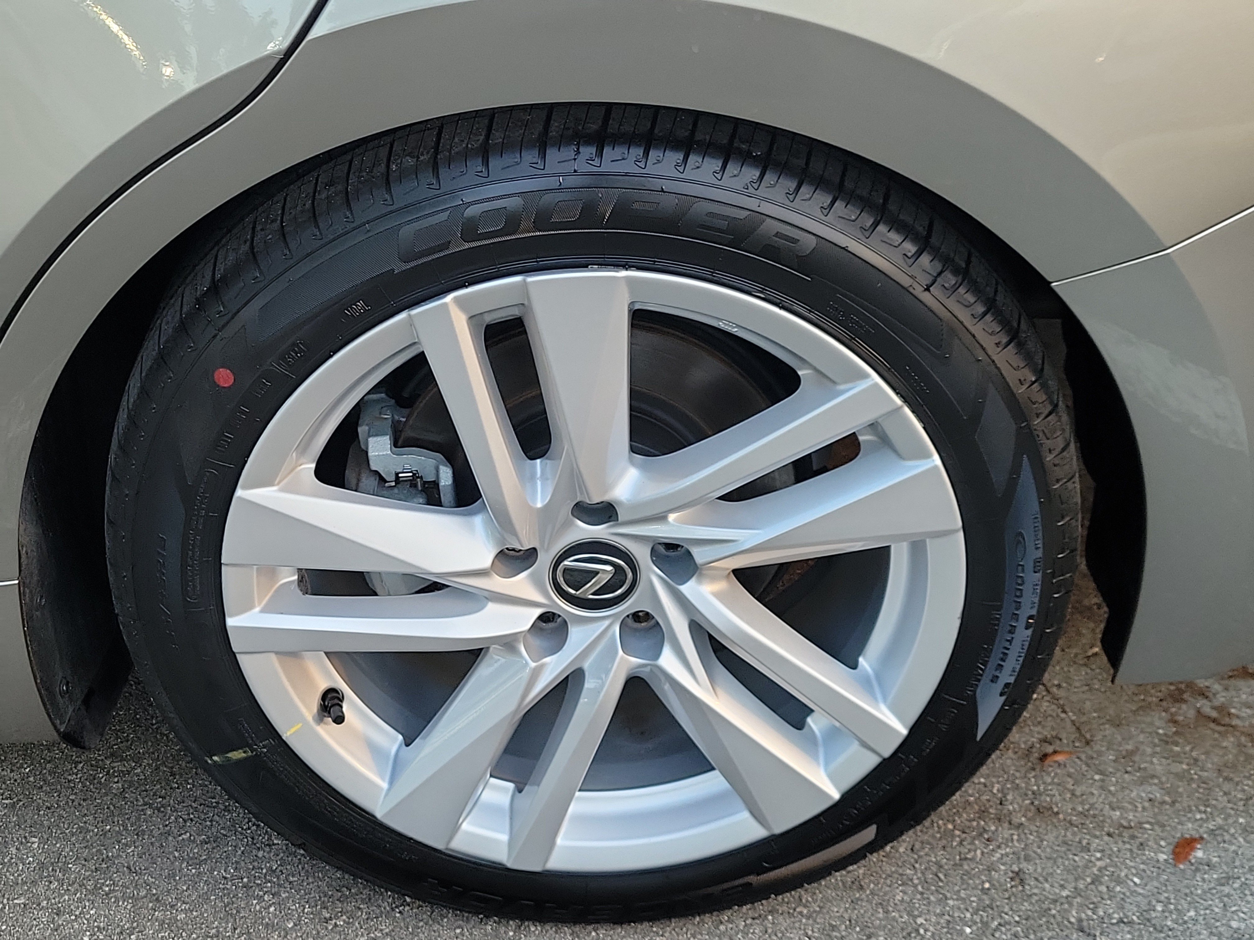 Used 2023 Lexus IS 300 w/ Comfort Package RWD image 6