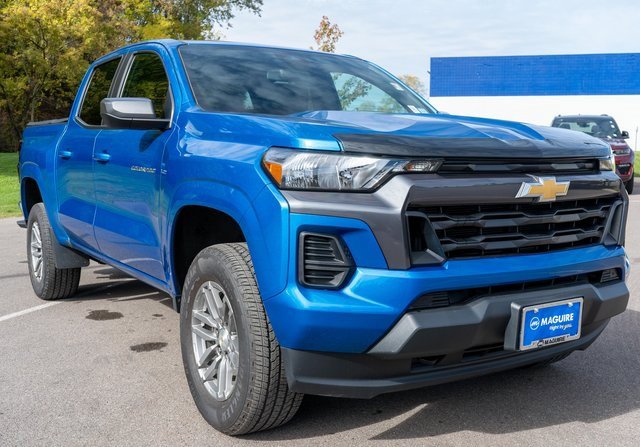 Used 2023 Chevrolet Colorado LT image 4