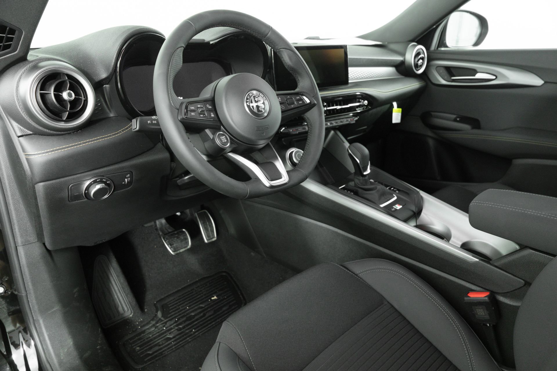 New 2025 Alfa Romeo Tonale image 25