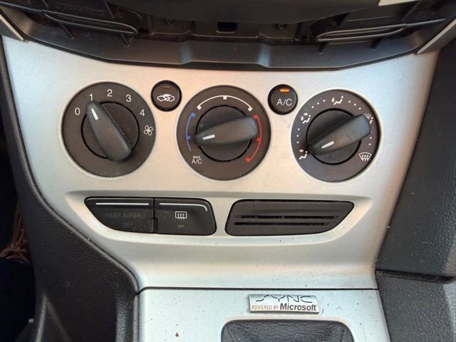 Used 2014 Ford Focus SE image 14