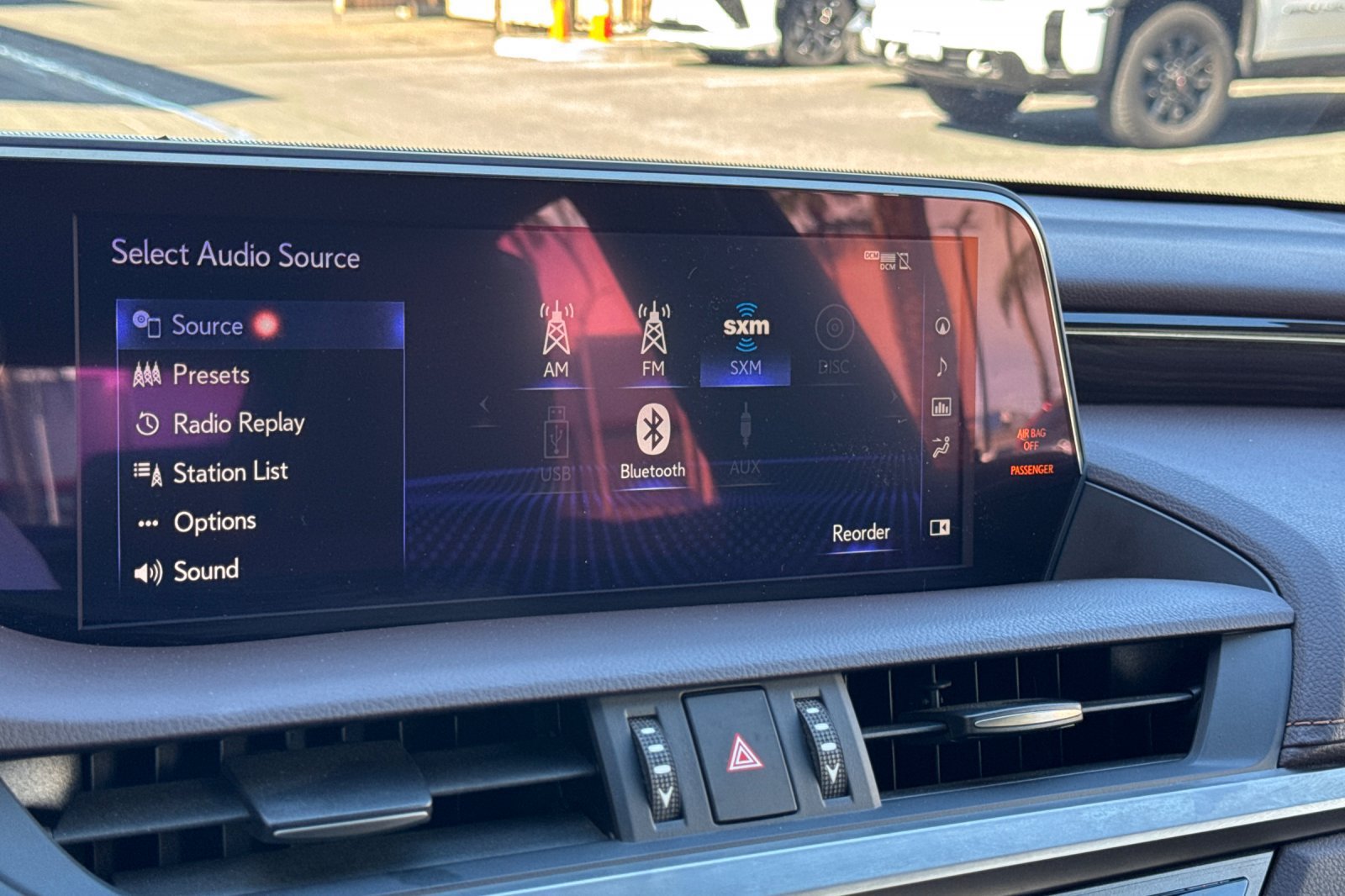 Used 2019 Lexus ES 300h w/ Accessory Package 2 FWD image 20