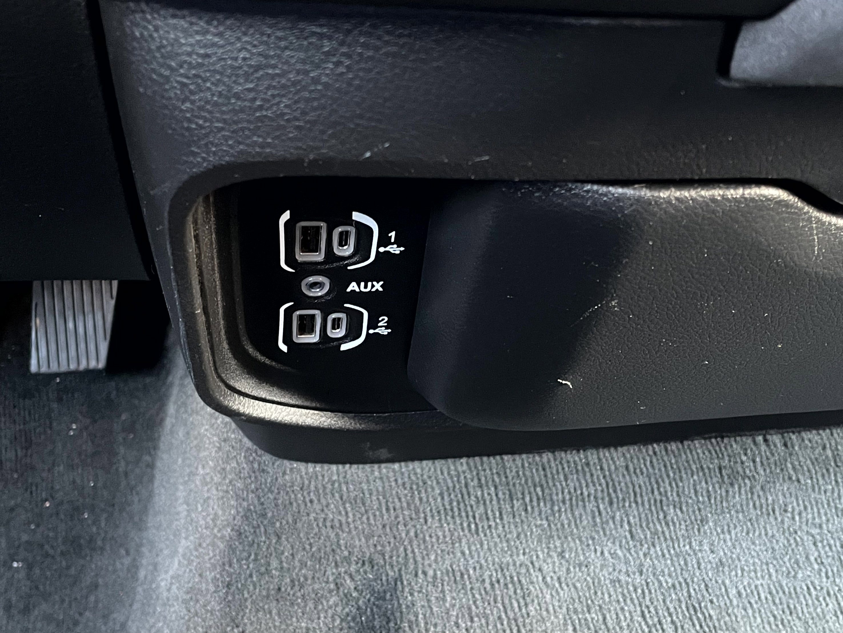 Used 2021 RAM 1500 Big Horn image 18