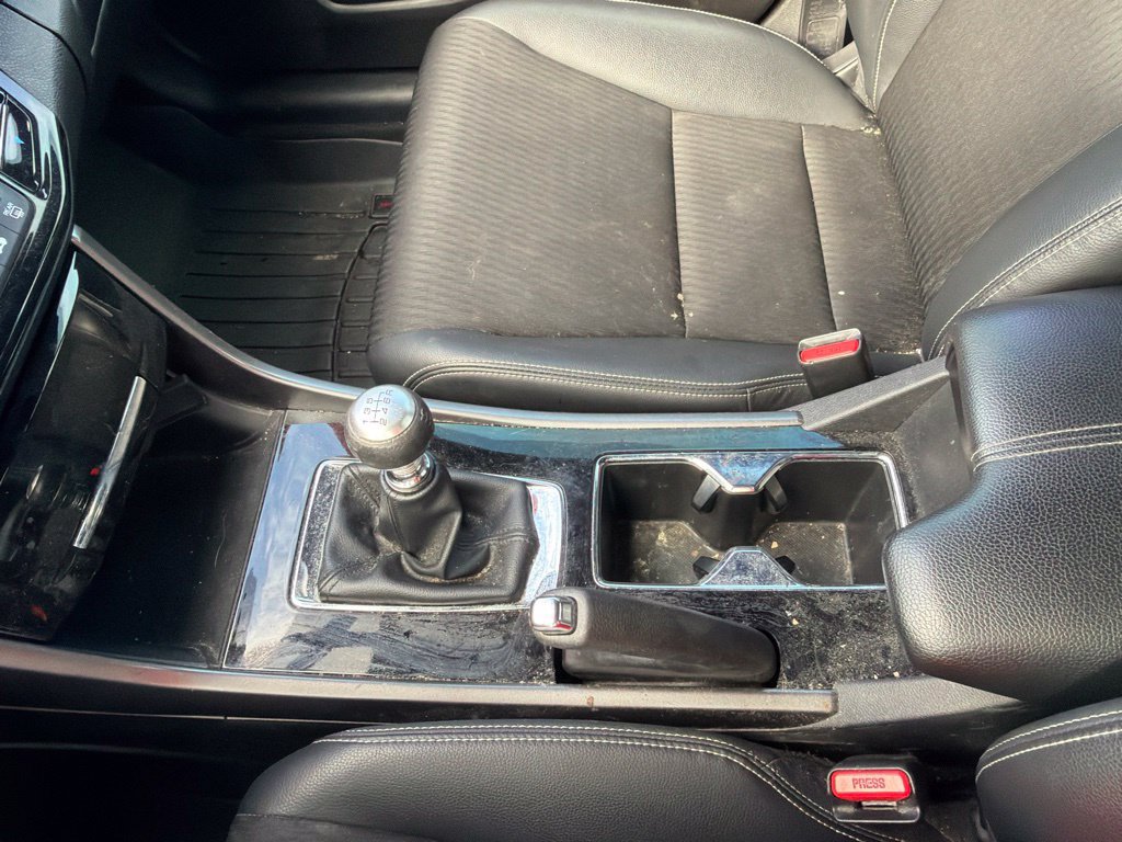 Used 2017 Honda Accord Sport image 29