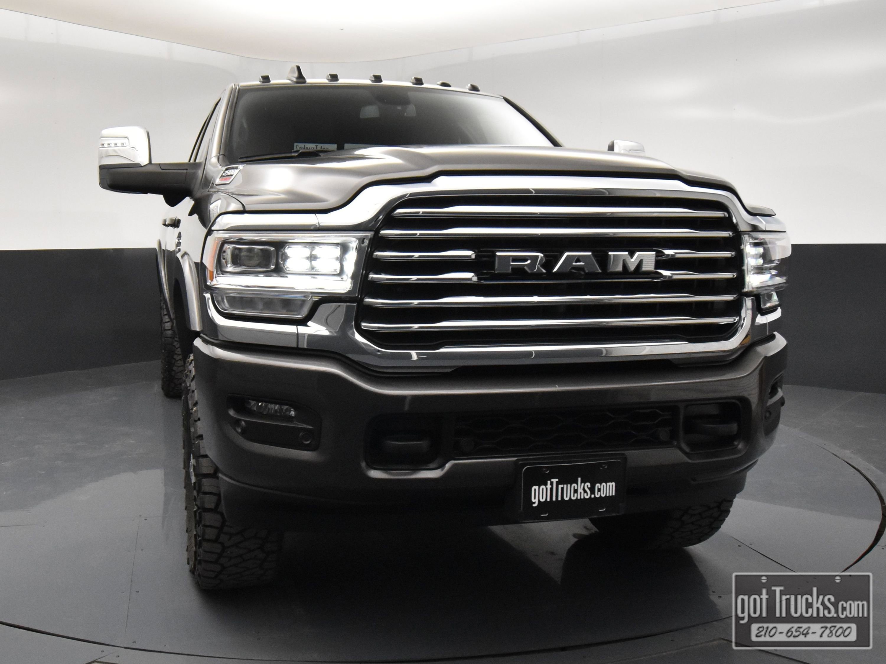 Used 2023 RAM 2500 Limited image 49