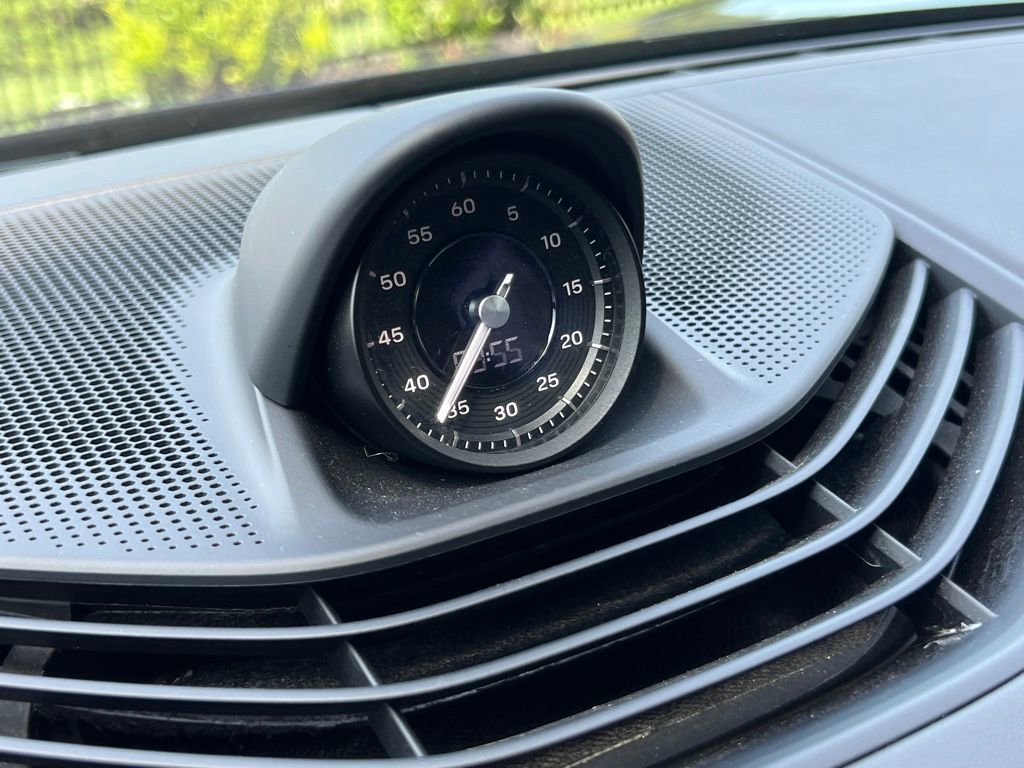 Used 2022 Porsche Taycan GTS image 22