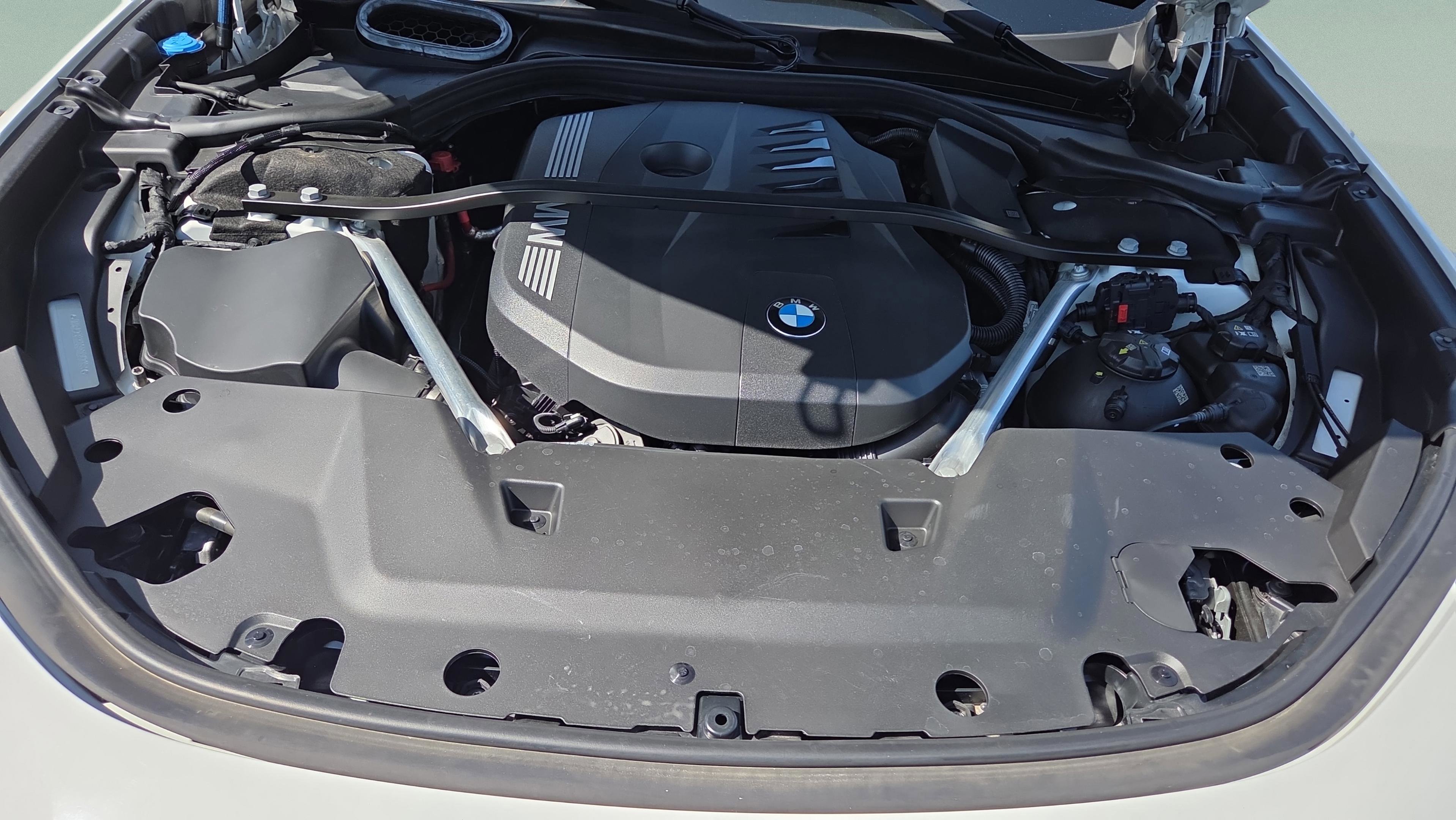 Certified 2023 BMW 740i RWD image 18
