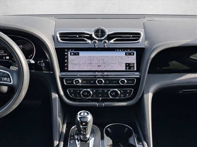 Used 2021 Bentley Bentayga AWD/4WD image 20