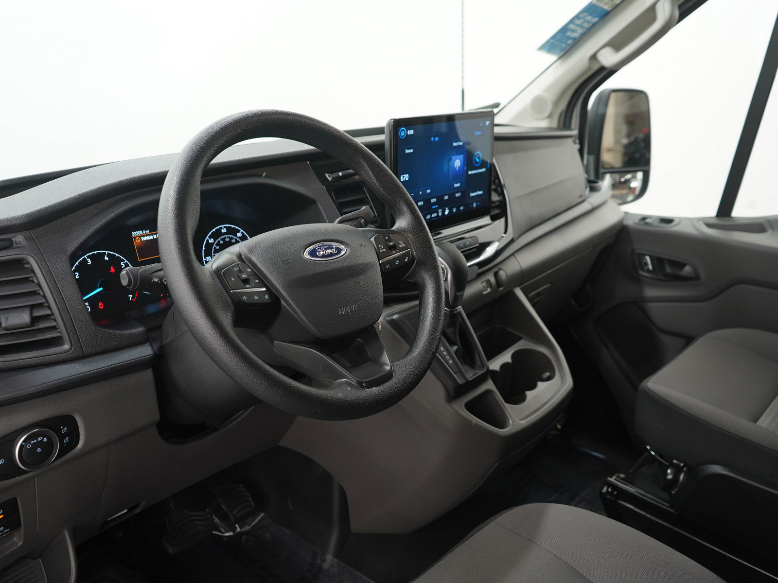 Used 2024 Ford Transit 350 XLT image 23