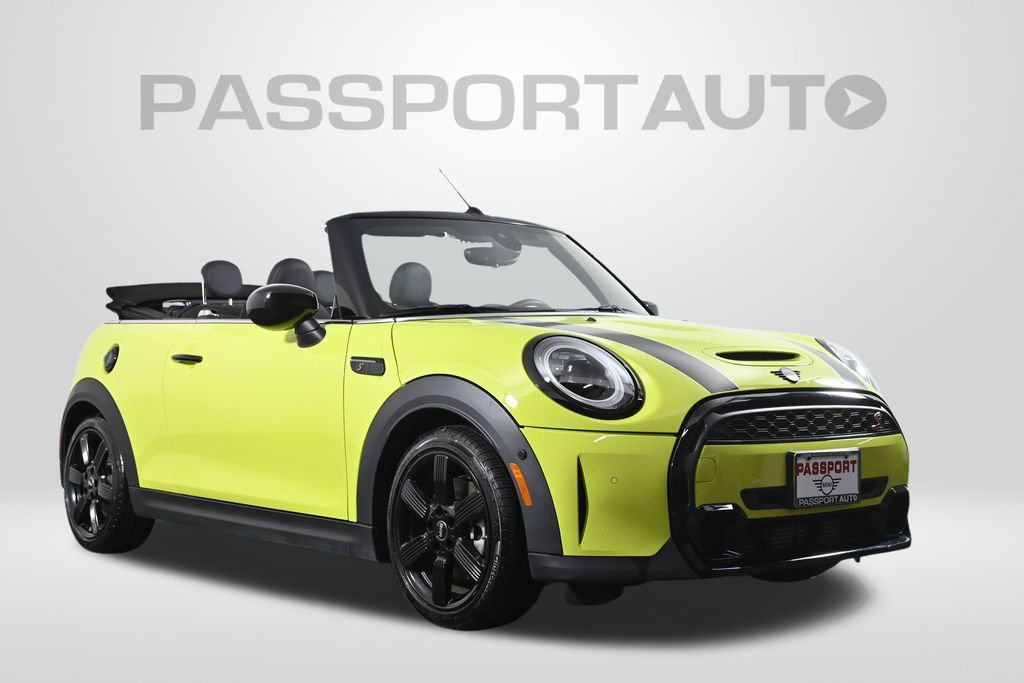 Certified 2024 MINI Cooper S image 3