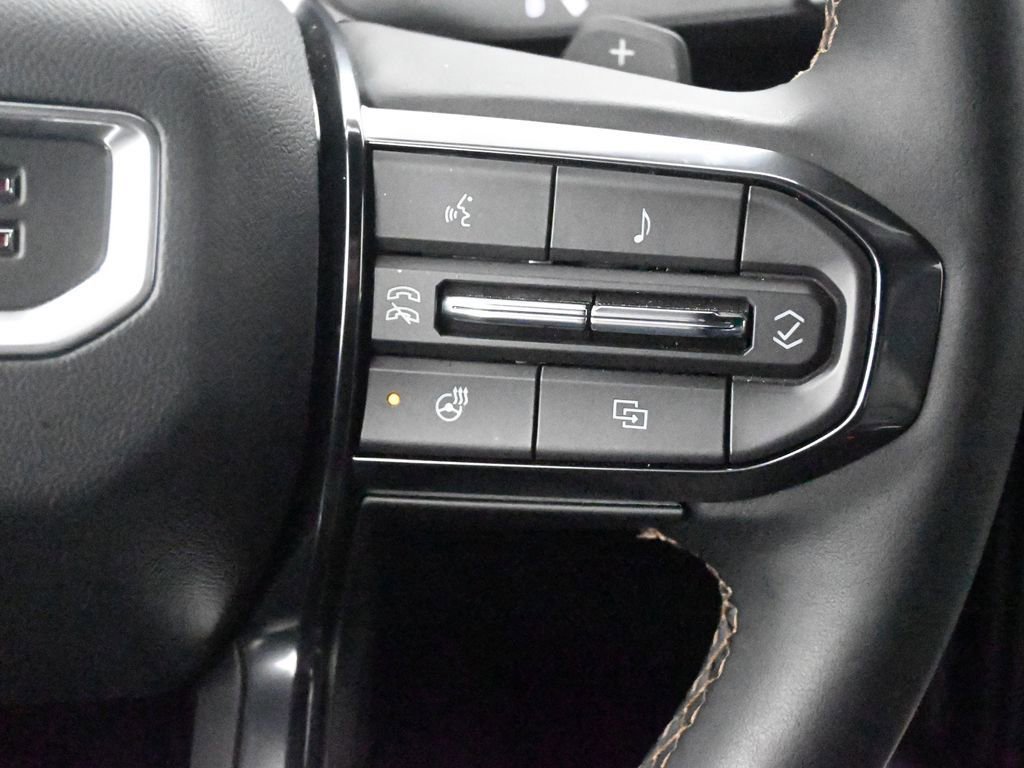 Used 2026 GMC Acadia AT4 image 43