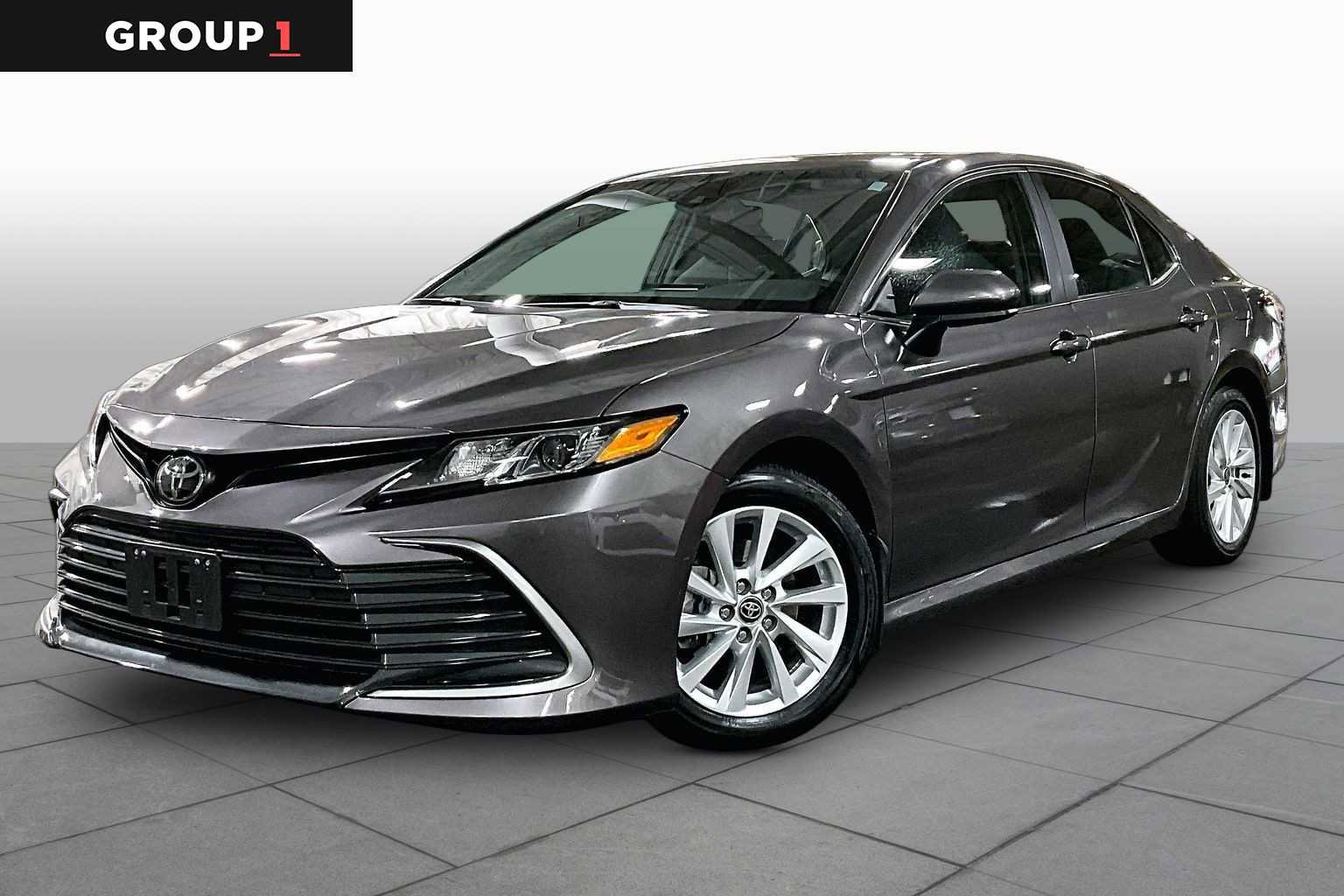 Used 2023 Toyota Camry LE FWD image 1