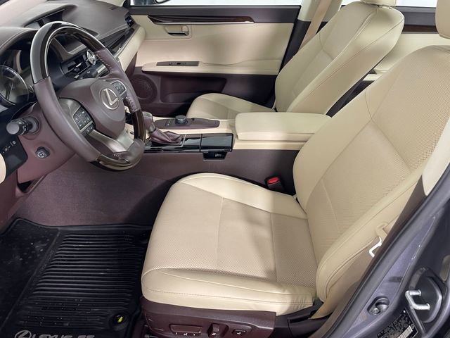 Used 2016 Lexus ES 350 w/ Premium Package w/Wood Trim image 2