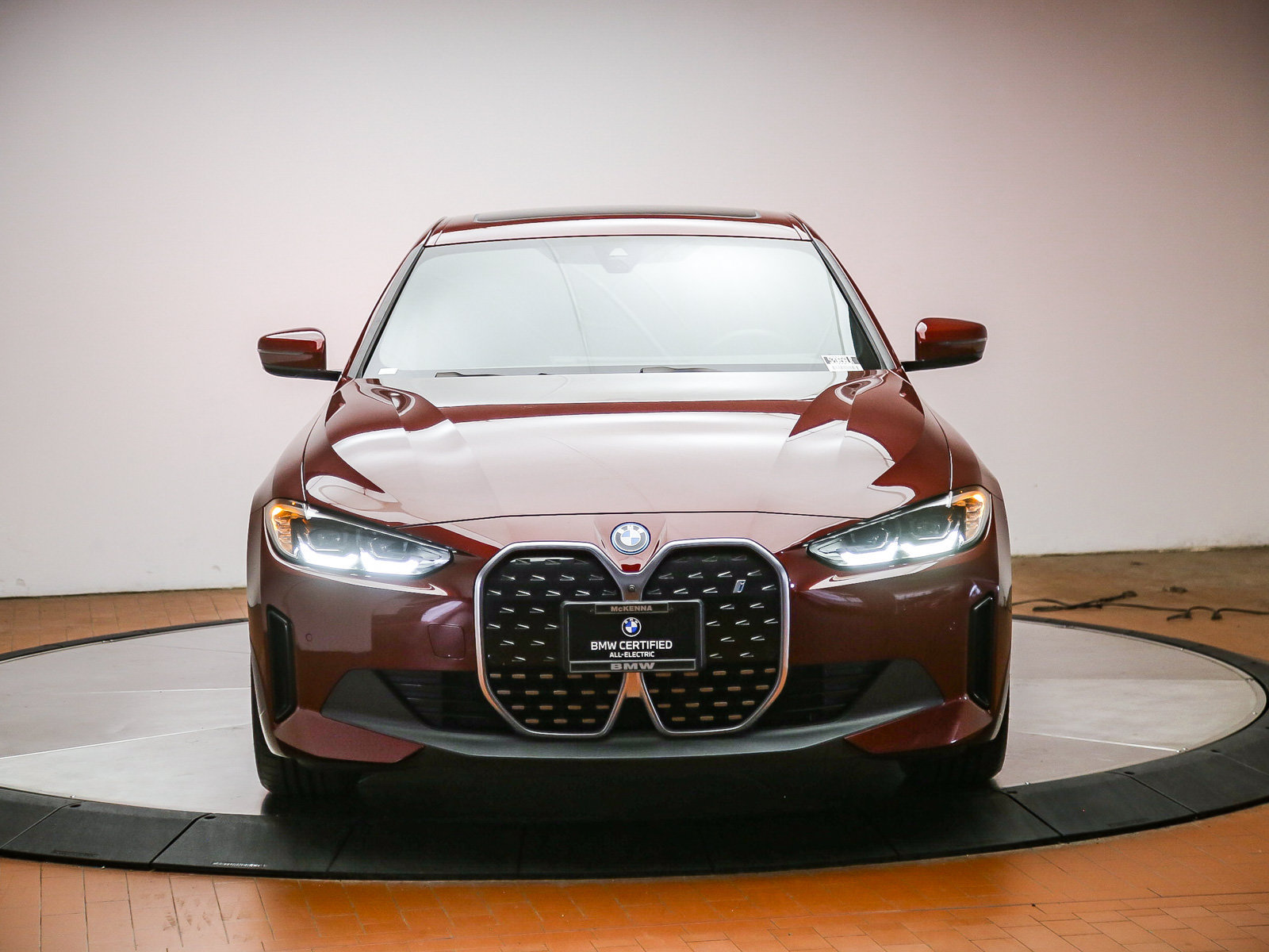 Certified 2023 BMW i4 eDrive40 w/ Premium Package RWD image 7