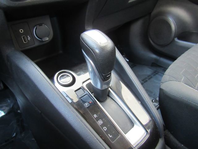 Used 2021 Nissan Kicks S image 39