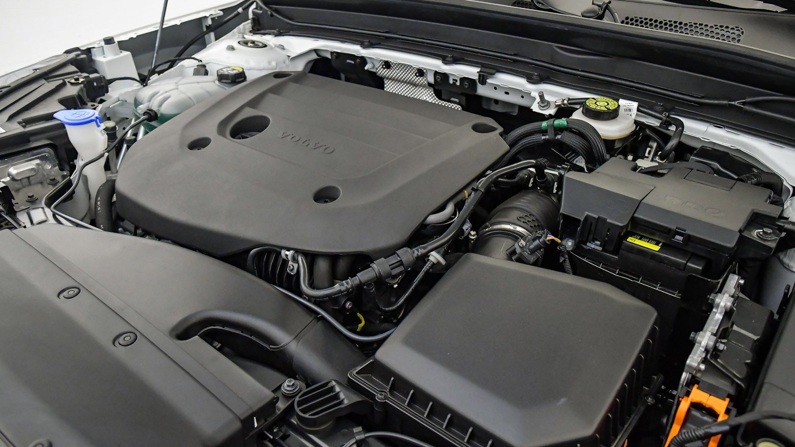 Certified 2025 Volvo XC40 B5 Core w/ Protection Package Premier image 28