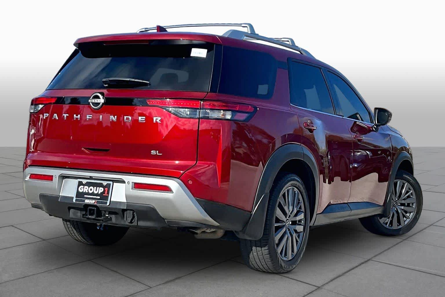 Used 2023 Nissan Pathfinder SL w/ SL Premium Package FWD image 13