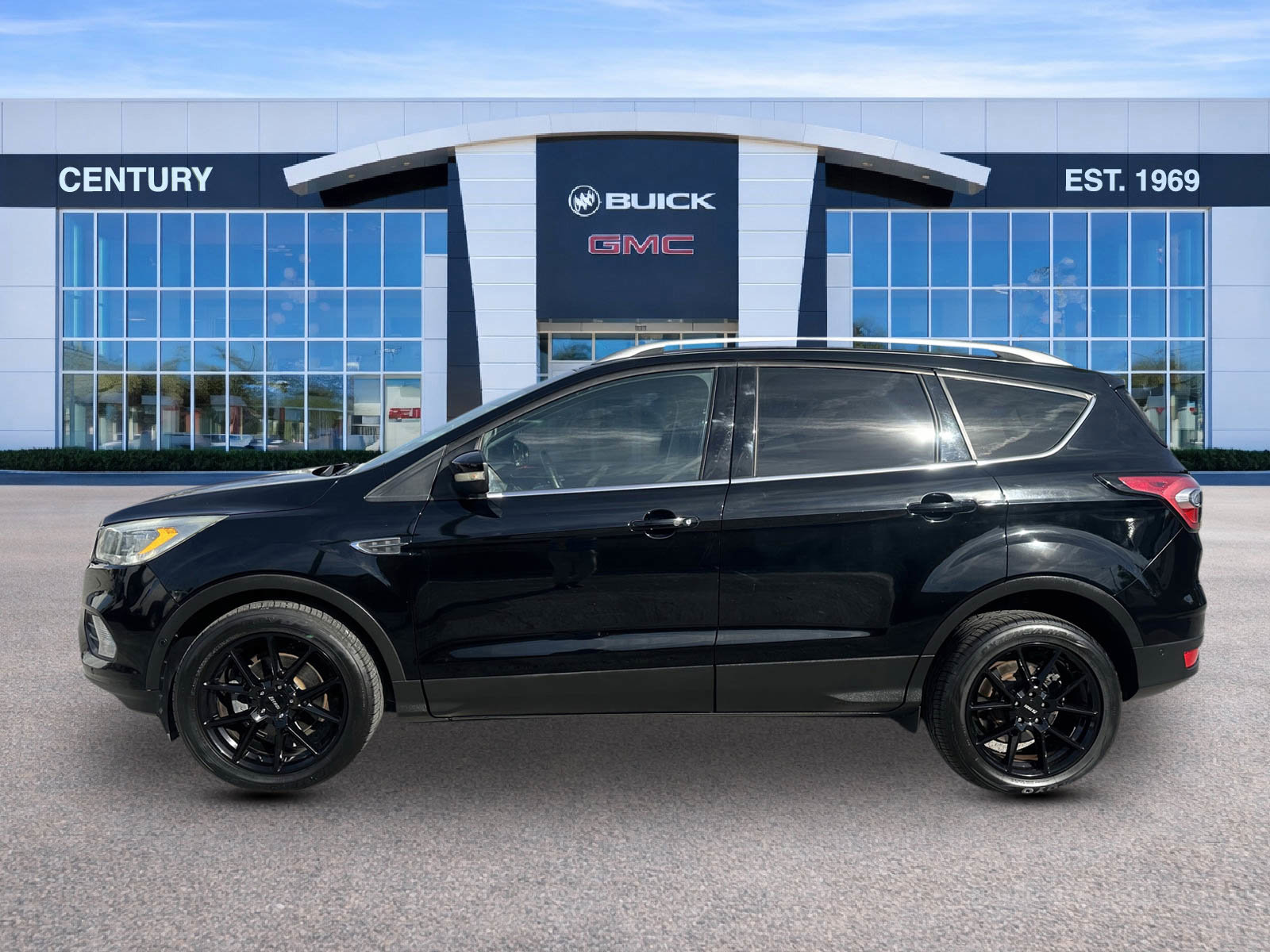 Used 2017 Ford Escape Titanium w/ Equipment Group 301A image 7