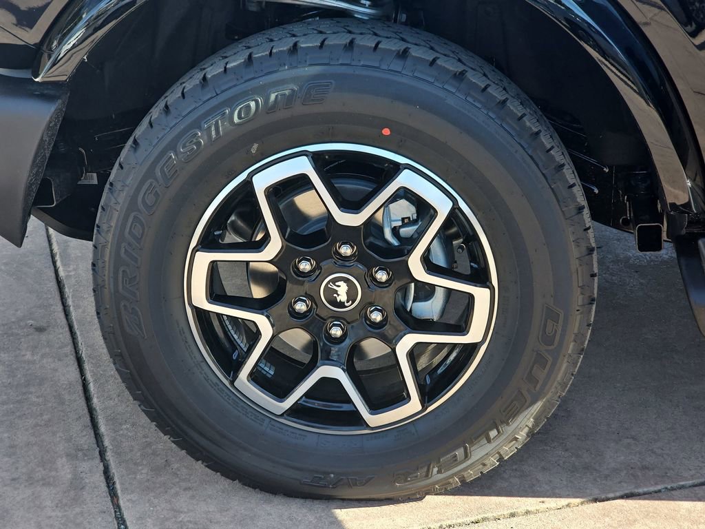 New 2025 Ford Bronco Outer Banks image 36