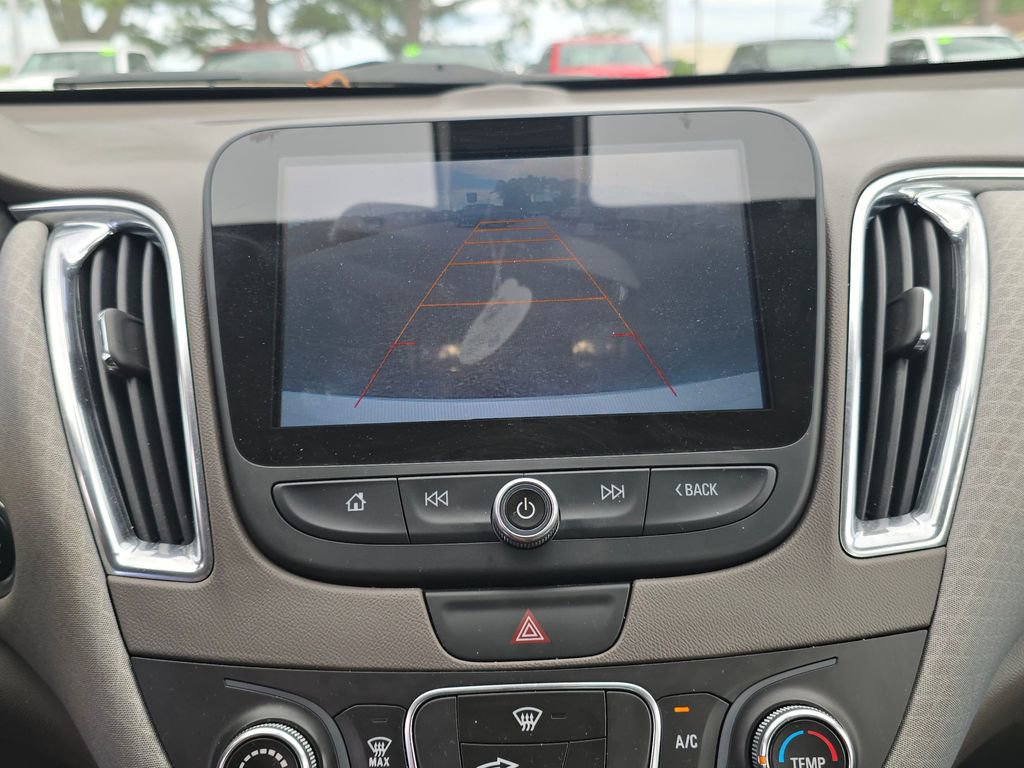 Used 2016 Chevrolet Malibu LT FWD image 22