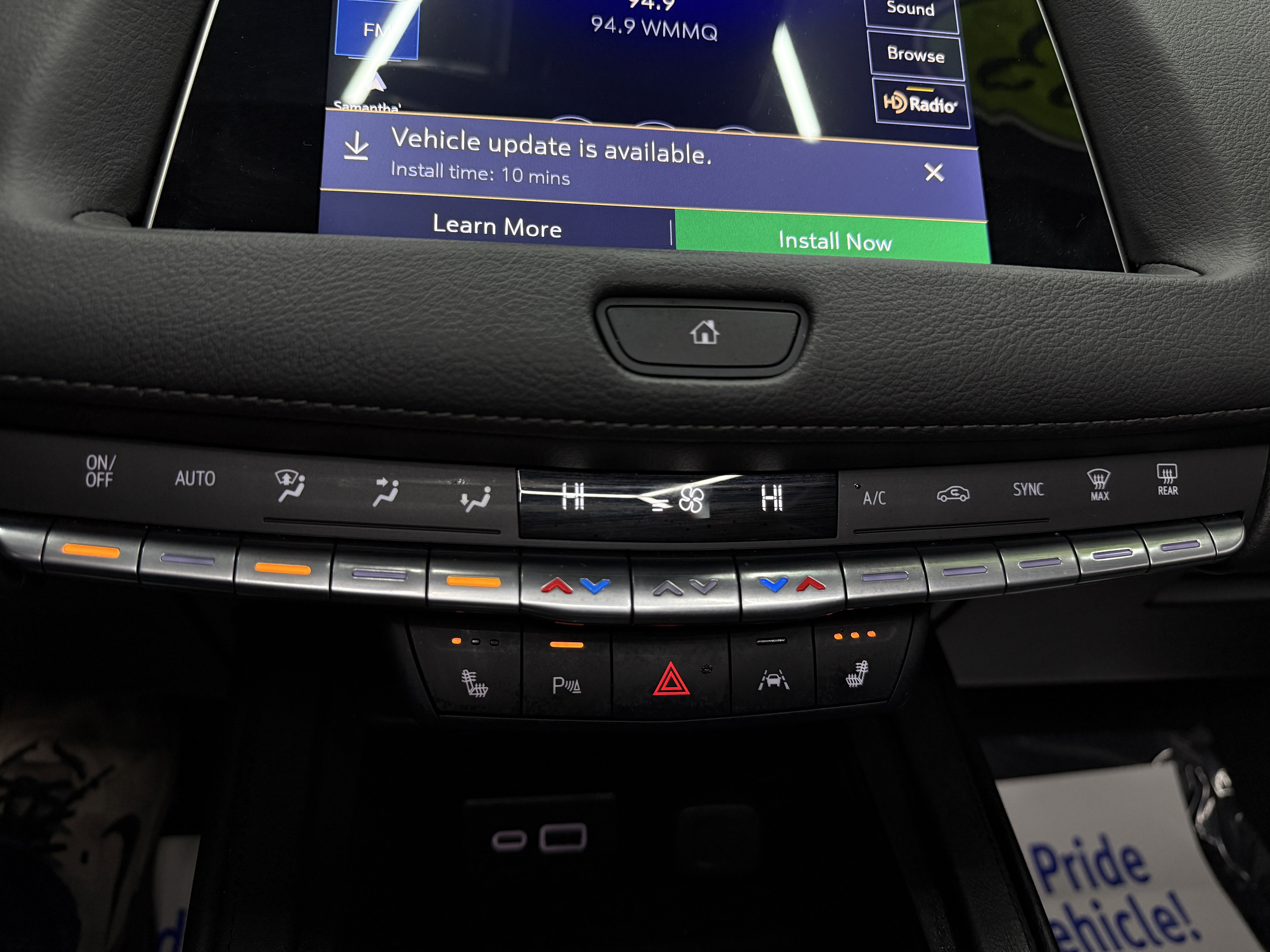 Used 2023 Cadillac XT4 Premium Luxury image 21