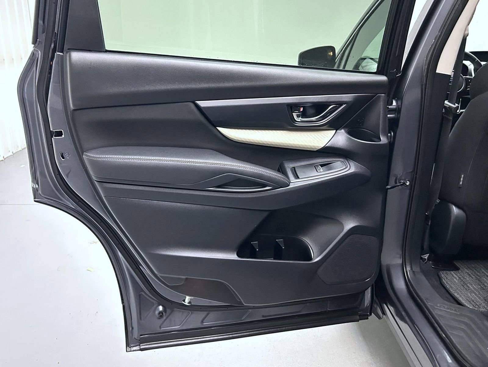 Used 2021 Subaru Ascent Premium image 21