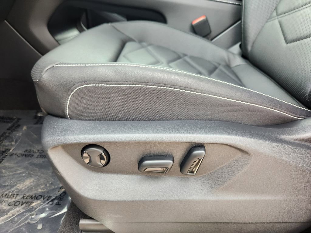 New 2026 Volkswagen Atlas SE image 14