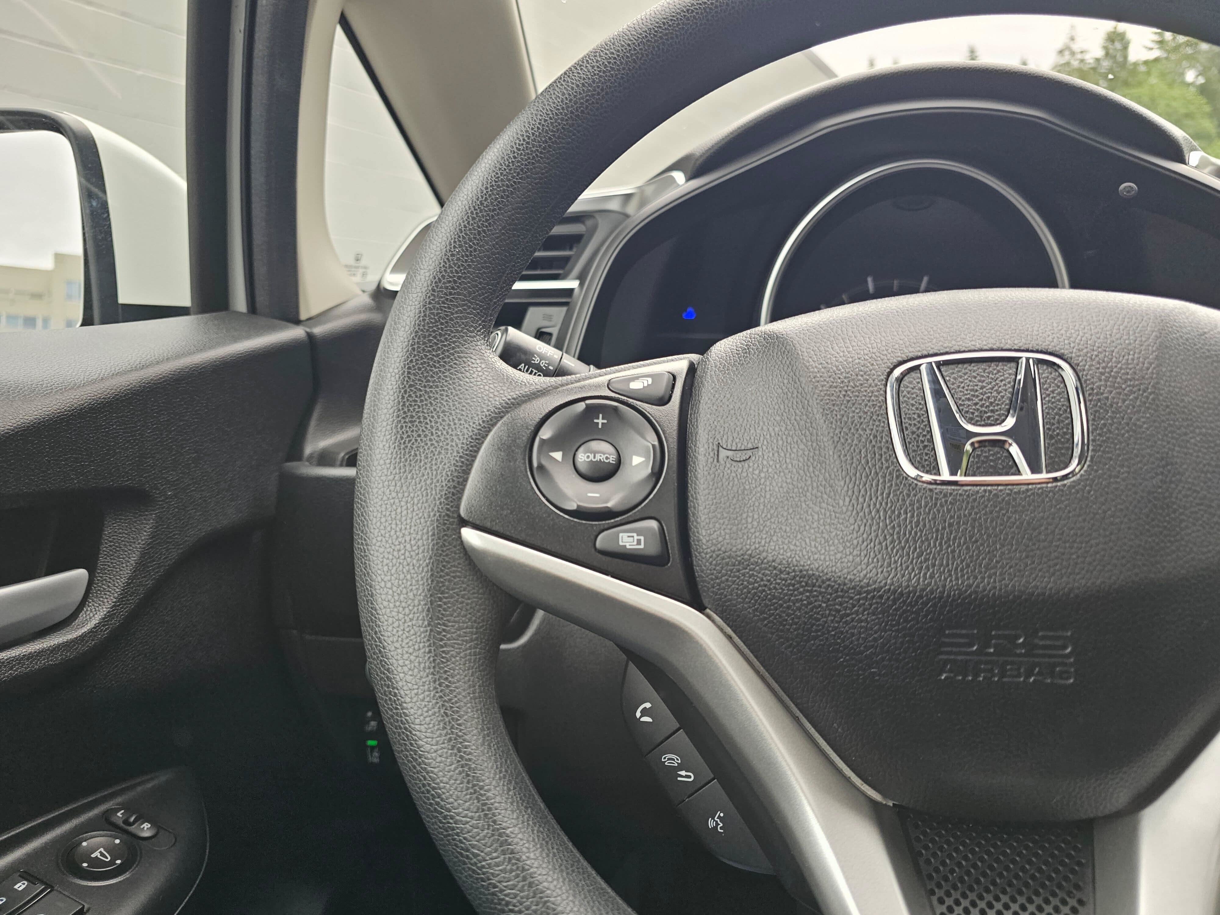 Used 2018 Honda Fit EX image 32