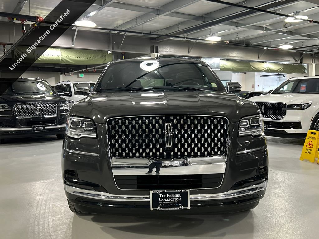 Certified 2023 Lincoln Navigator Black Label image 6