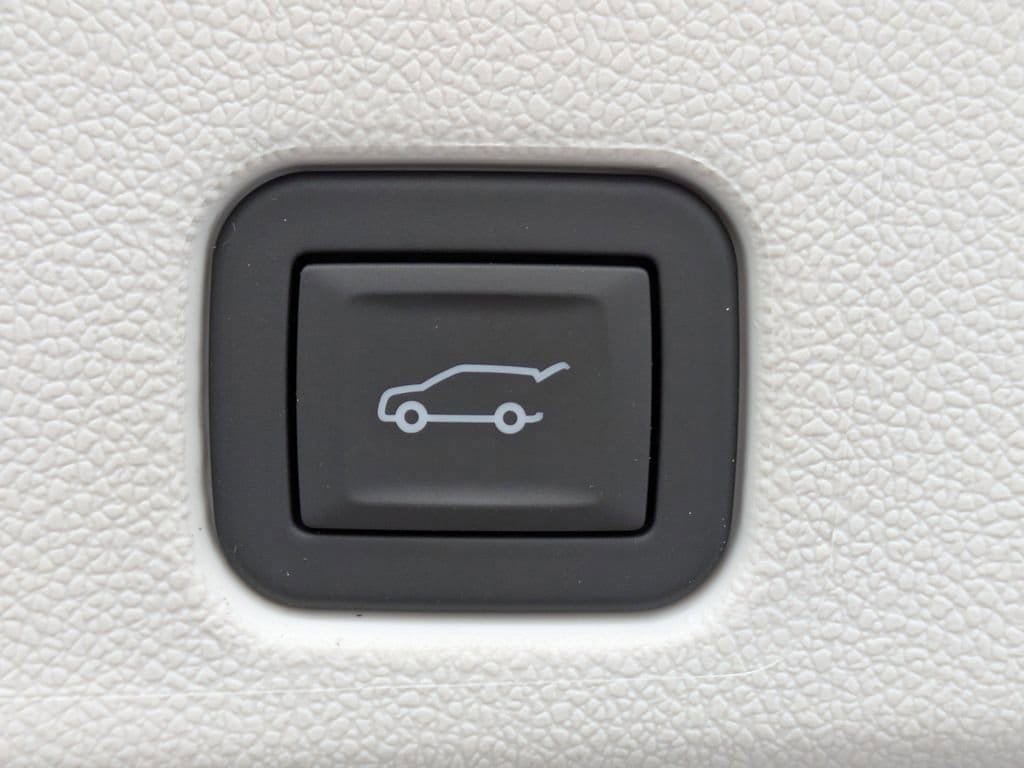 New 2026 Buick Enclave Avenir FWD image 14