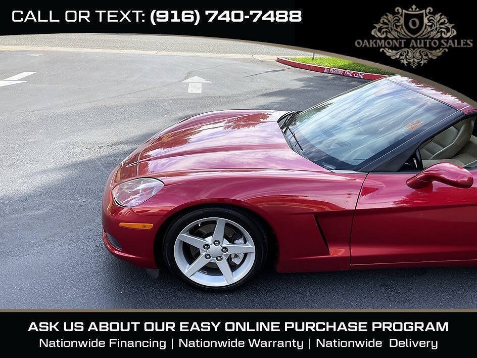 Used 2005 Chevrolet Corvette Coupe w/ Preferred Equipment Group RWD image 6