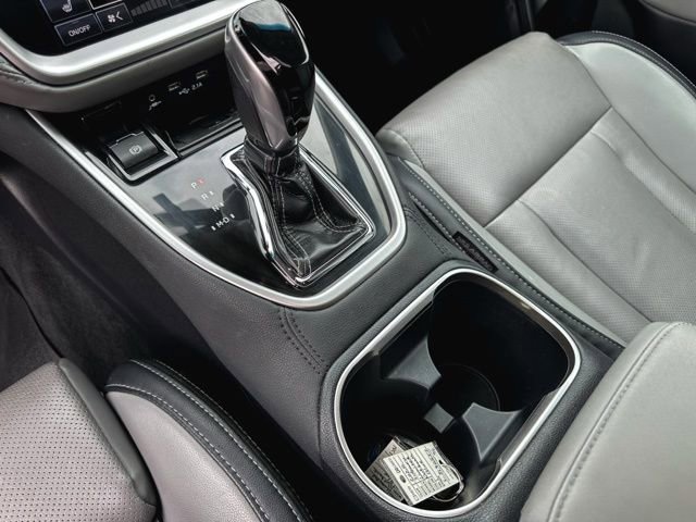 Used 2020 Subaru Outback Limited image 19
