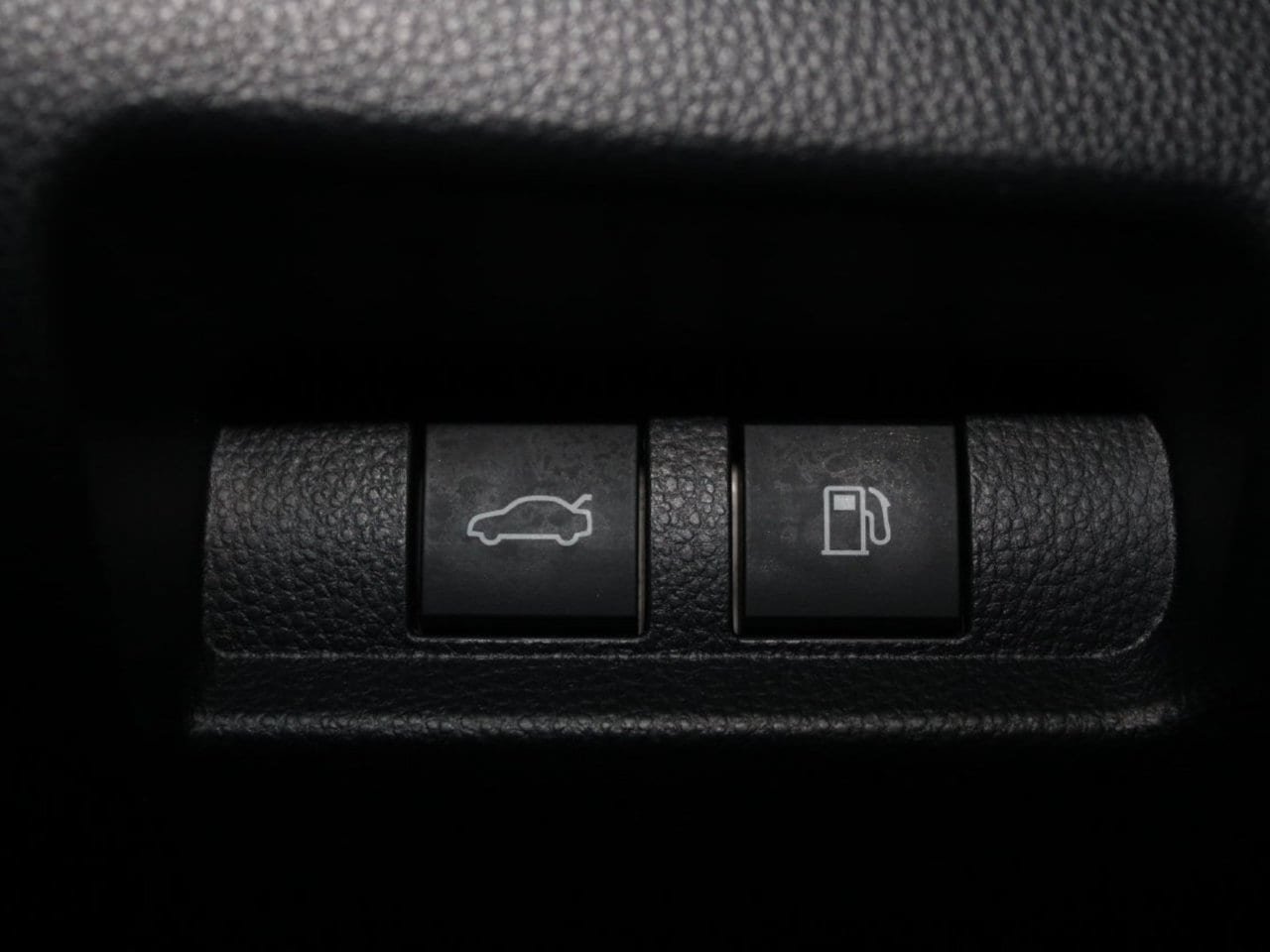Used 2026 Toyota Crown AWD/4WD image 25
