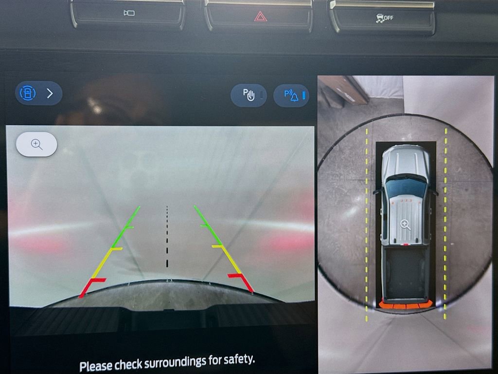 Used 2023 Ford F250 Lariat w/ Chrome Package image 16