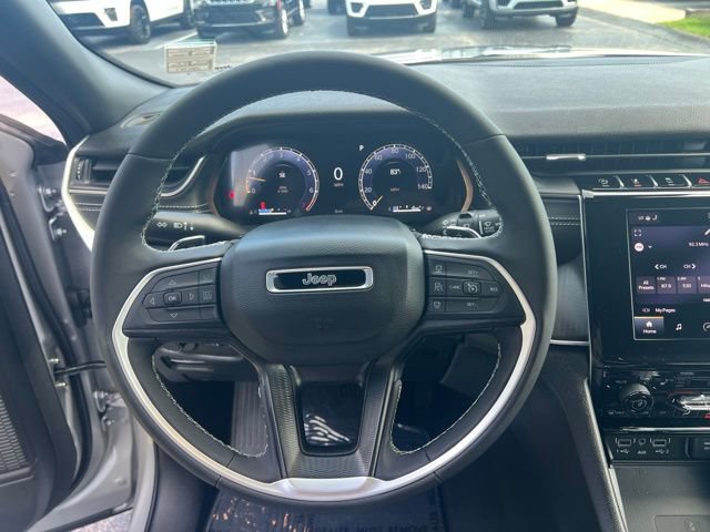 New 2026 Jeep Grand Cherokee Laredo X AWD/4WD image 10