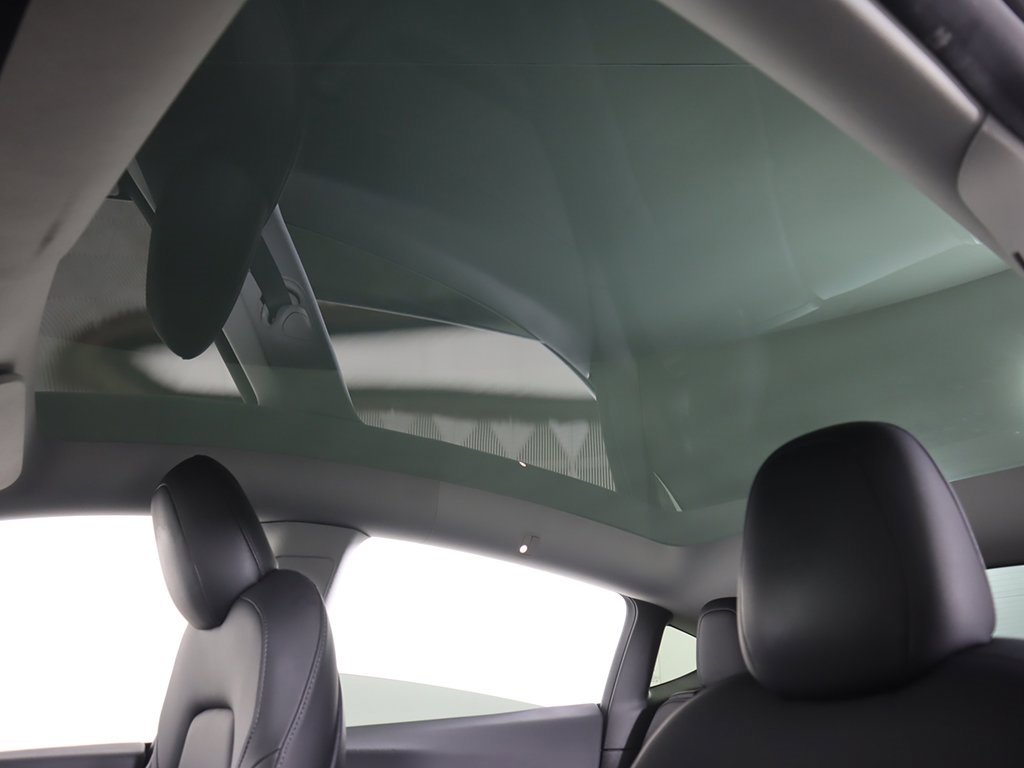 Used 2021 Tesla Model Y Long Range image 22