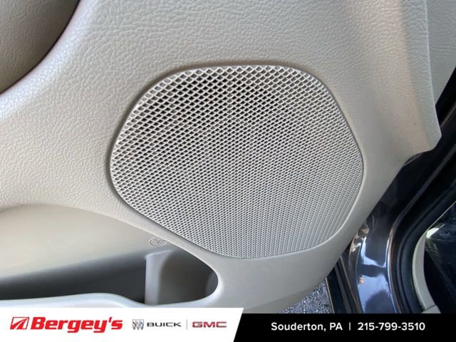 Used 2019 Jeep Grand Cherokee Limited AWD/4WD image 27