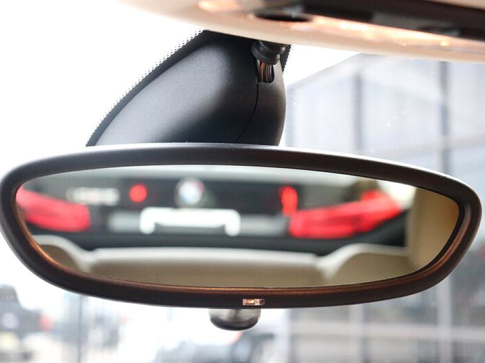 Used 2007 BMW Z4 3.0si image 26