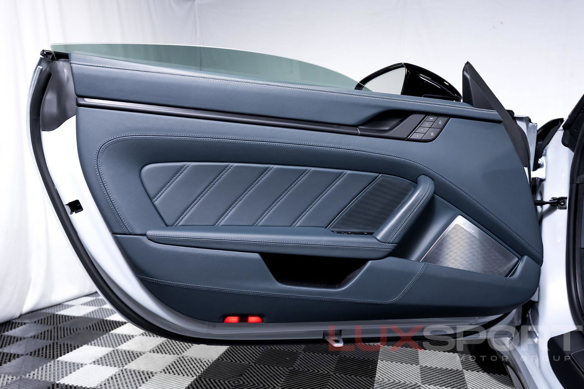 Used 2024 Porsche 911 Targa 4 GTS image 14