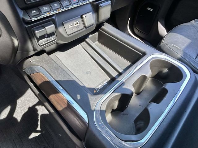 Used 2019 GMC Sierra 1500 SLT w/ SLT Premium Plus Package AWD/4WD image 18