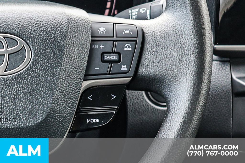Used 2025 Toyota Camry LE image 35