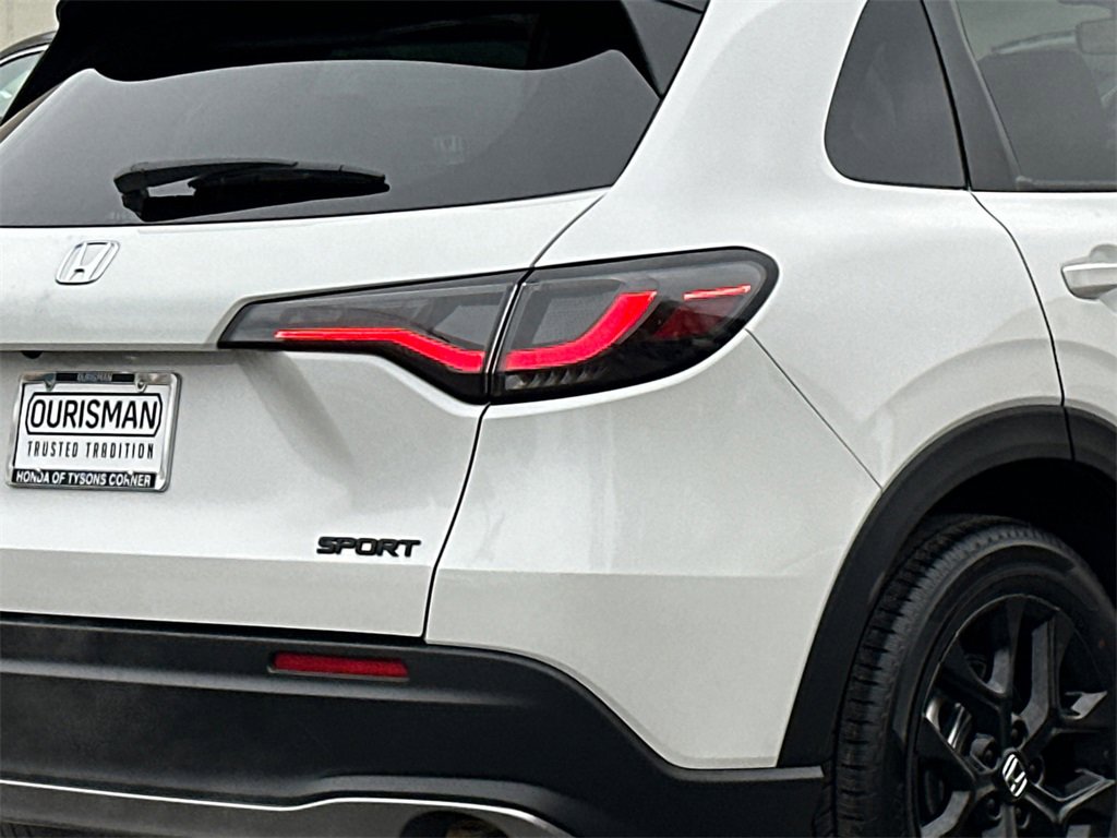 Used 2025 Honda HR-V Sport image 7