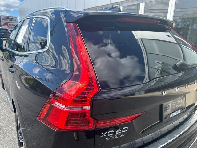 Certified 2023 Volvo XC60 B5 Plus AWD/4WD image 10