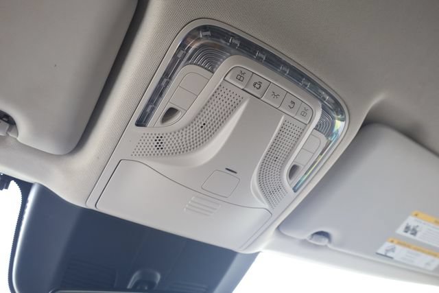 Used 2023 Mercedes-Benz Metris Passenger image 18