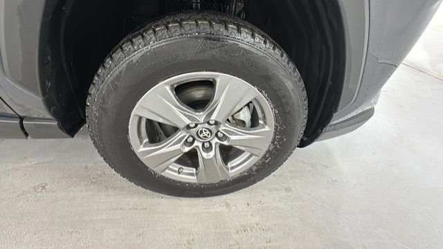 Used 2024 Toyota RAV4 LE image 9