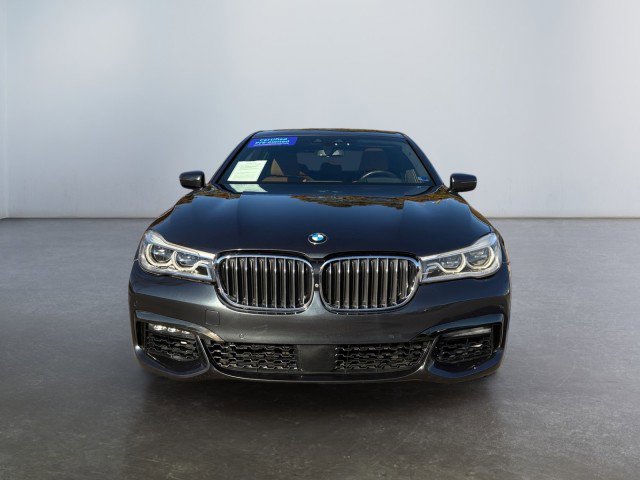 Used 2016 BMW 750i xDrive image 11