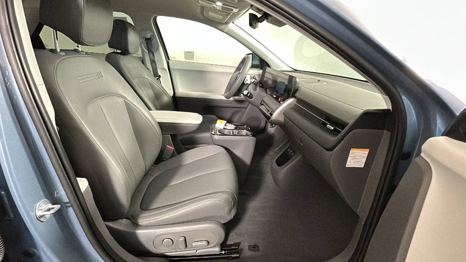 Used 2025 Hyundai Ioniq 5 SEL RWD image 31