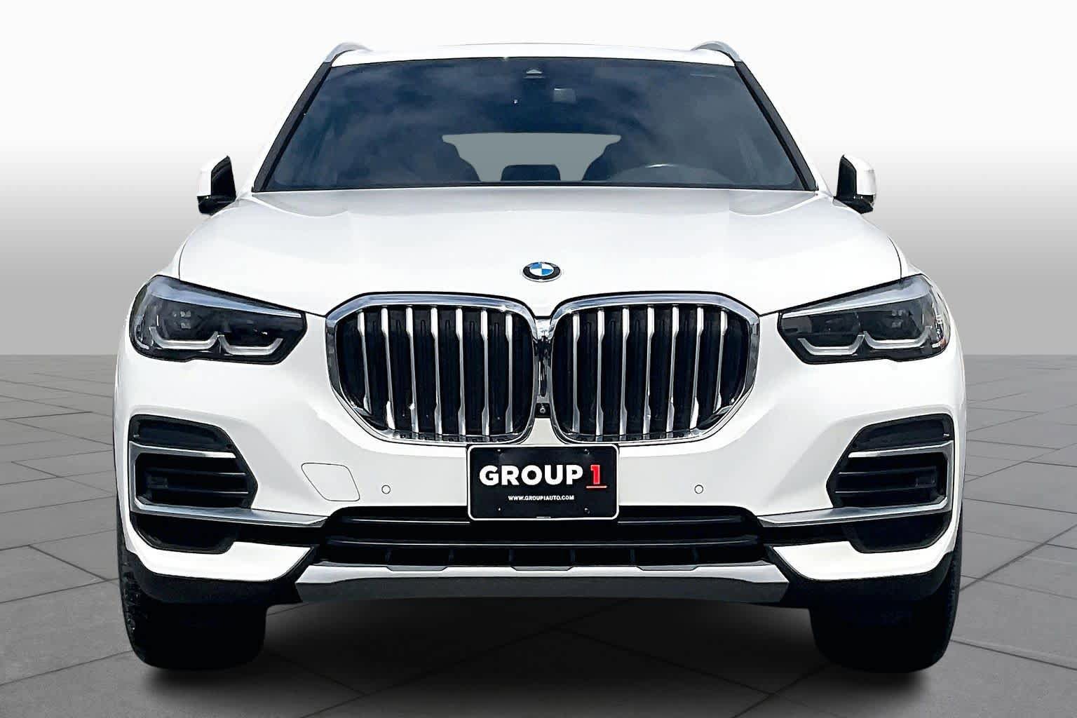 Certified 2023 BMW X5 xDrive40i w/ Premium Package image 3