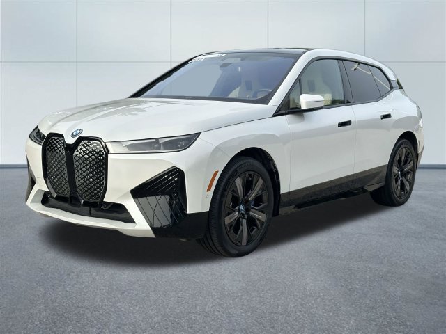 Certified 2024 BMW iX xDrive50 w/ Sport Package AWD/4WD image 10