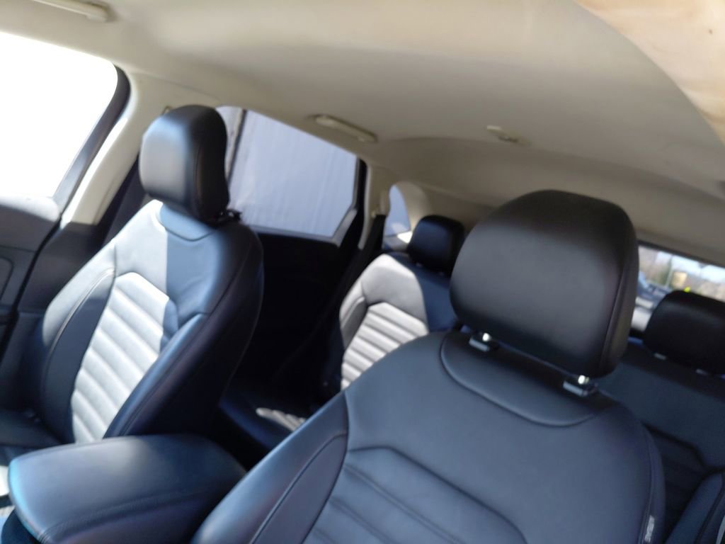 Used 2015 Ford Edge SEL w/ Equipment Group 201A image 36